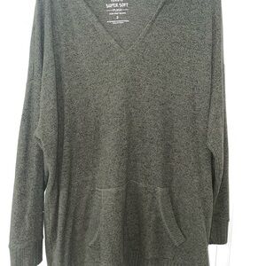 Torrid V-Neck Sweater in Olive Green